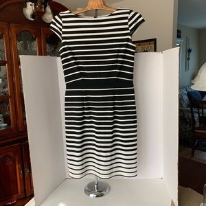 LOFT size 6 dress